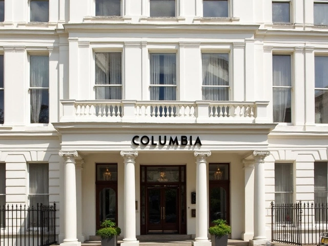 Inside the Columbia Hotel: Oasis, Britpop, and the Wildest Rock ’n’ Roll HQ
